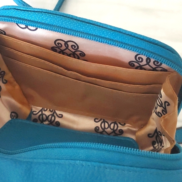 Jessica Simpson Teal Purse - Picture 2 of 4